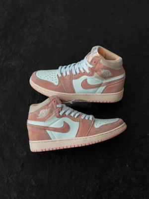 Air Jordan Retro 1 Hgh Washed Pink