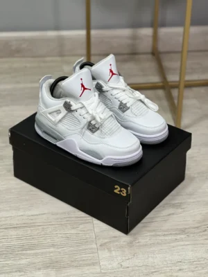 Jordan Retro 4