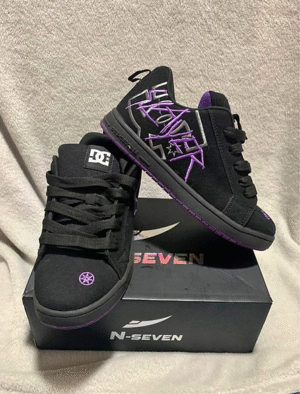 DC Shoes Court Graffik bajos “Slayer” negros/morados