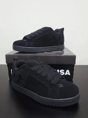 DC Shoes Court Graffik bajos “Triple black”